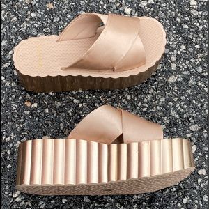 Tory Burch Scallop Wedge Sandals